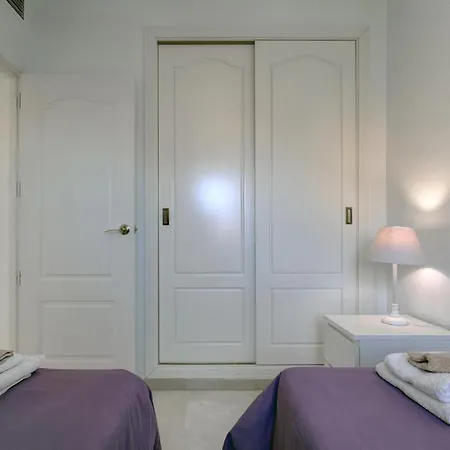 La Casa Soleada, Near Marbella In ميخاس