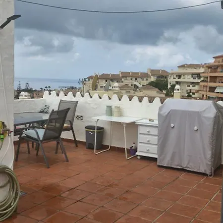 La Casa Soleada, Near Marbella In شقة